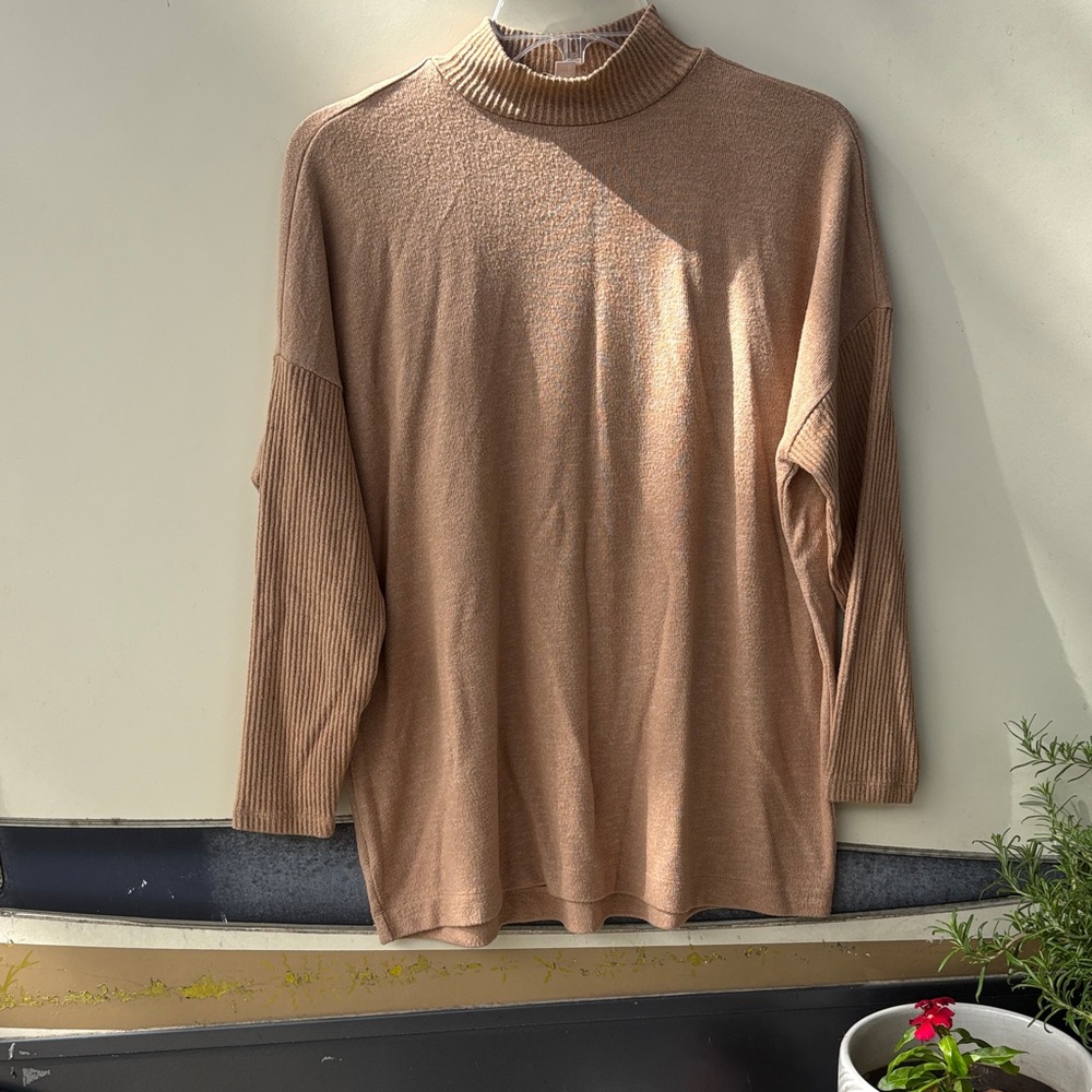 LOFT Women’s  Tan Sweater